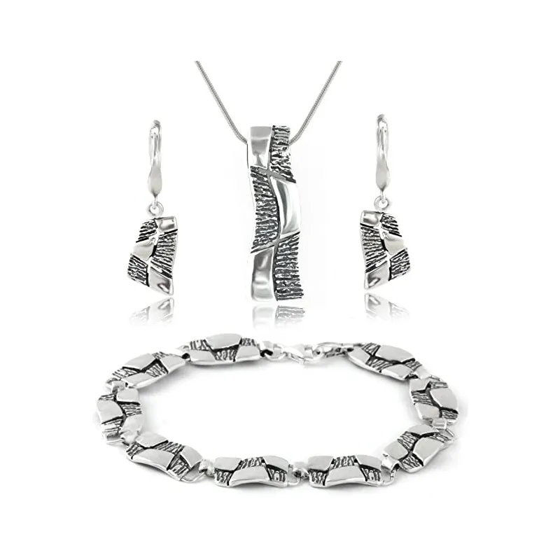 Glamourøst Design smykkesæt -  Halskæde Inkl. Armbånd & Øreringe - 925 Sterling Sølv