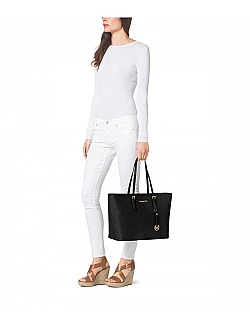 Michael Kors Jet Set Taske – Sort dametaske i 100 % Saffiano læder
